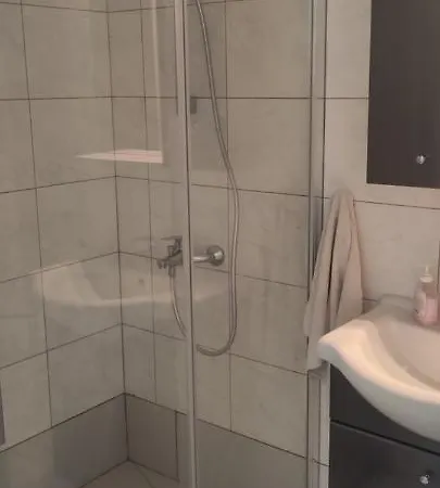 וילה Village Villa, Cyprus, Salt-water Pool, 5 Bedrooms, Larnaca *