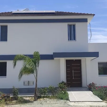 Village Villa, Cyprus, Salt-water Pool, 5 Bedrooms, Larnaca