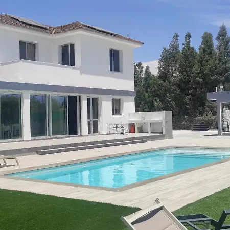 Village Villa, Cyprus, Salt-water Pool, 6 Bedrooms, Larnaca Kiti
