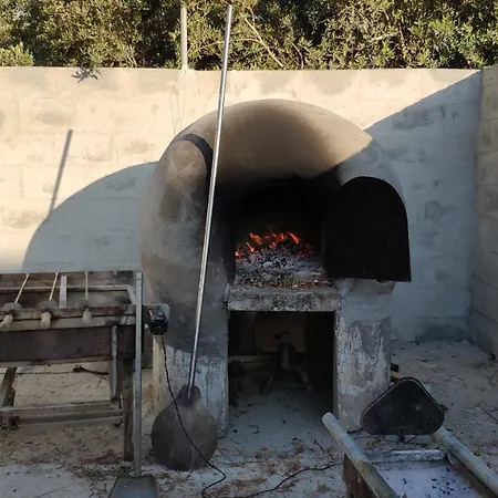 Villa Village Villa, Cyprus, Salt-water Pool, 6 Bedrooms, Larnaca