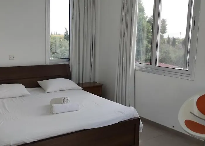 Villa Village Villa, Cyprus, Salt-water Pool, 5 Bedrooms, Larnaca *