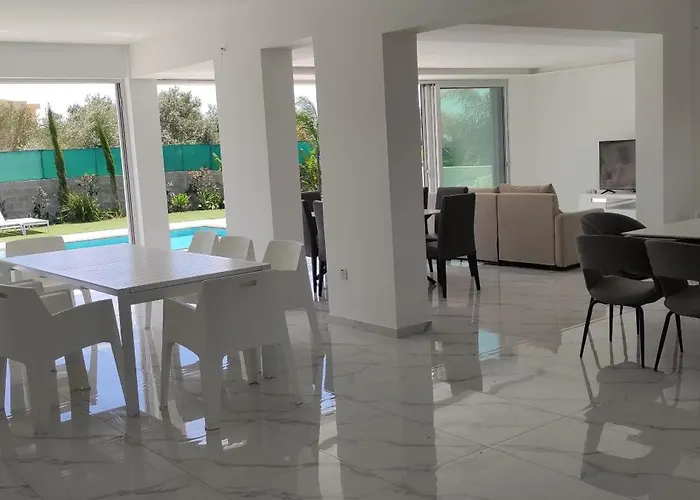 Village Villa, Cyprus, Salt-water Pool, 5 Bedrooms, Larnaca Kiti