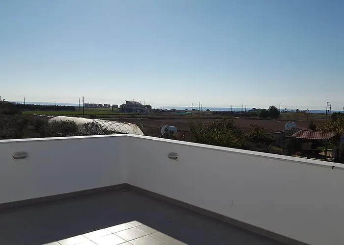 Village Villa, Cyprus, Salt-water Pool, 5 Bedrooms, Larnaca Villa *
